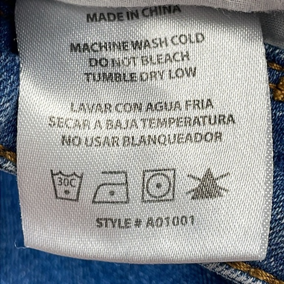 April Jeans Juniors Distressed Skinny Mid Rise Sz 3 - Picture 9 of 11